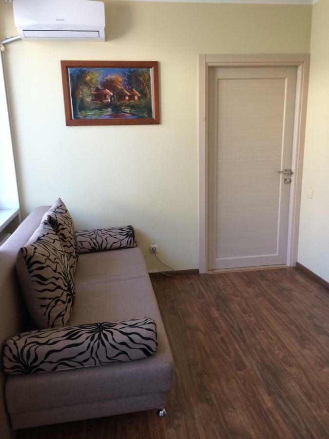 Room In The Guest House Odessa Luaran gambar